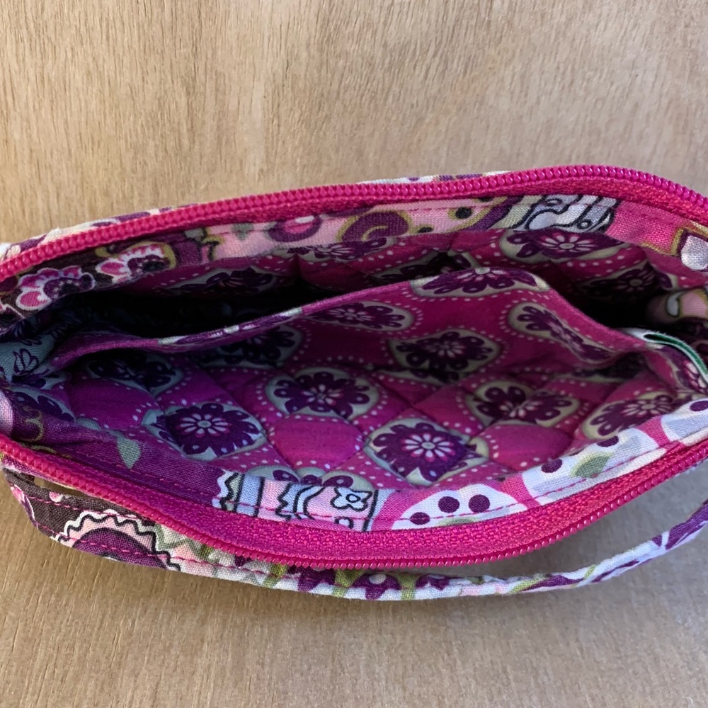 Vera Bradley "VeryBerry Paisley" Zippered Wristlet - Picture 4 of 5